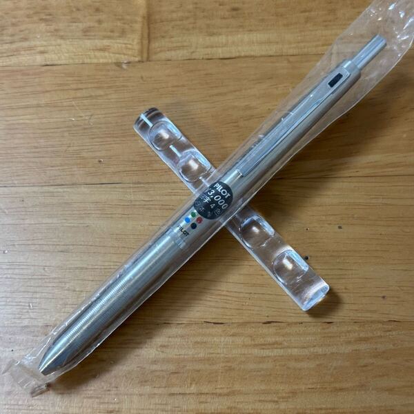 新品 廃盤 PILOT パイロット 細字4色 ボールペン 多色ペン 振り子式 ステンレス vintage 昭和レトロ