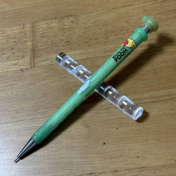 新品 廃盤 珍品 Pentel ぺんてる DP35 2 シャーペン 0.5mm グリーン軸 Disney ディズニー くまのプーさん 昭和レトロ