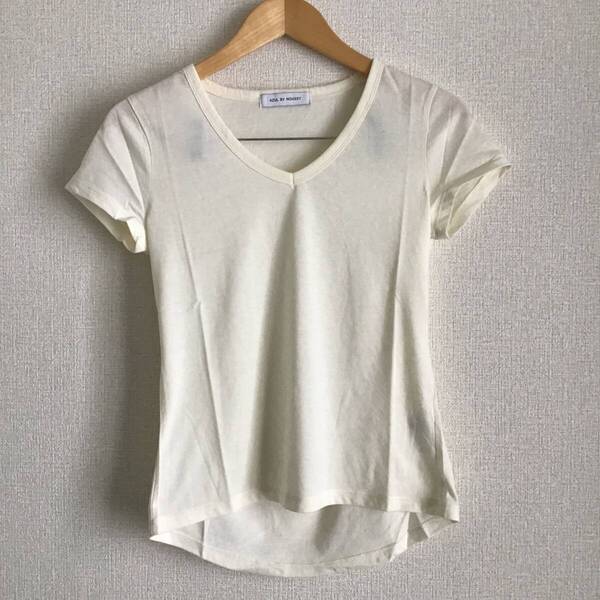 アズールバイマウジー VネックTシャツ レディース Sサイズ 新品 未使用 匿名配送 AZUL BY MOUSSY