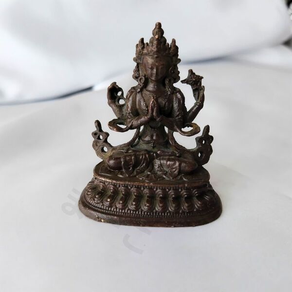 仏像 観音菩薩 四臂観音像 仏教美術 置物 装飾品 工芸品 聖観音 六道輪廻 古美術 アンティーク風 宝珠 お守り チベット仏教 インテリア雑貨