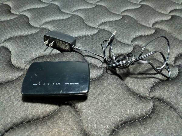 【動作確認済み】wifi中継器 エレコム WRC-300FEBK-R ELECOM 2.4GHz