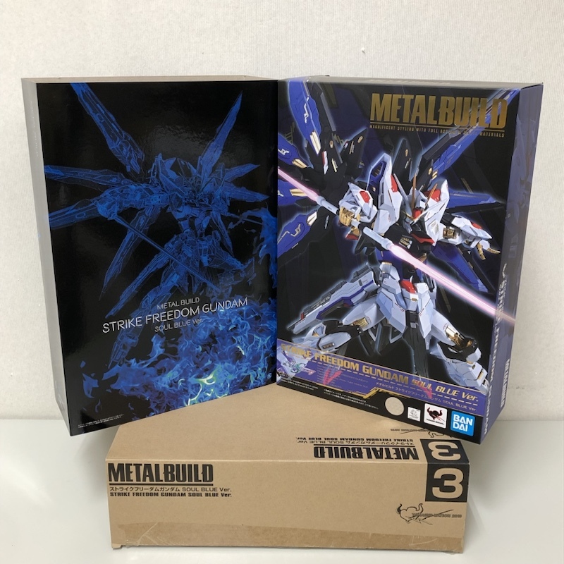 METAL BUILD ストライクフリーダムガンダムSOUL BLUE Ver.
