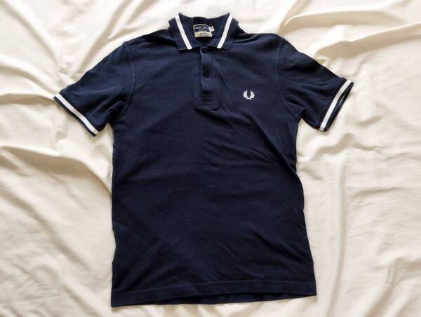 美品 FRED PERRY フレッドペリー ポロシャツ 36 英国製 紺×白