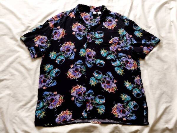 スポンジボブ オープンカラーレーヨンハワイアンアロハシャツ H&M Size L