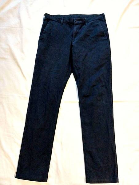 UNIQLOユニクロ ブラックチノパンツW85cm