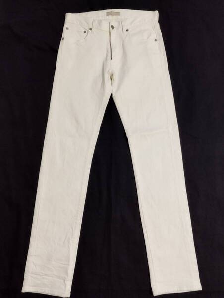 Uniqlo ユニクロ 白 ホワイトSlim Straight ジーンズW28