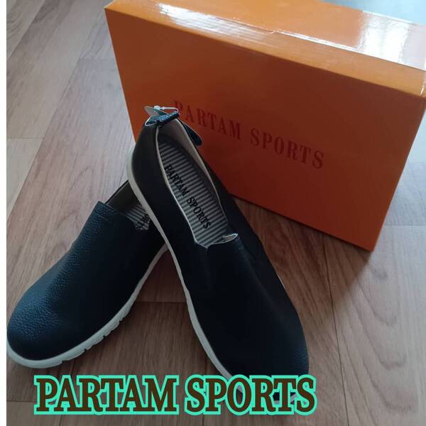 未使用 タグ付 靴 ◆ PARTAM SPORTS ◆ ストレッチスニーカー 22.5cm 濃紺 ◆ レディース シューズ 箱入り