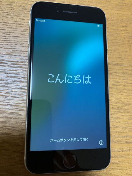 【美品】Apple iPhone SE2(第2世代)64GB 白 MHGQ3J/A SIMフリー