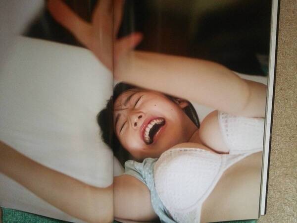 新品価格3520円 初版 送料無料 白濱美兎 写真集 manika