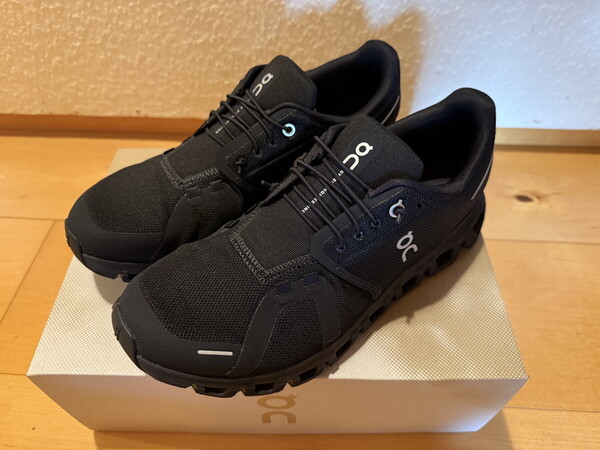 未使用に近い★On Cloud6 クラウド6 Black 27cm メンズ★US9 EU42.5 UK8.5
