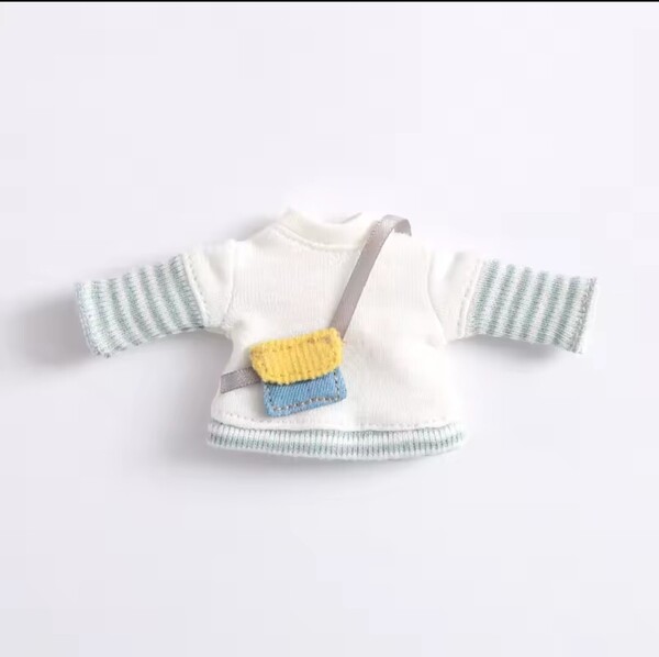 【ホワイト 白】オビツ11 重ね着風ロンT ショルダーバッグを持っているようなデザイン ねんどろいど トップス 長袖