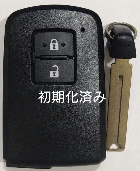 初期化済トヨタ純正スマートキー 2ボタンオーリス プリウスa黒カバー001YUA1118 14FAA-02ノーカットキー付き新品電池サービス6