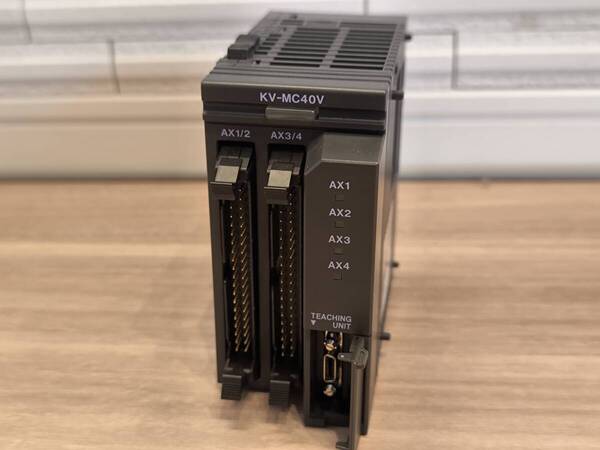 キーエンス PLC KV-MC40V 4軸パルス列 位置決めモーションユニット 送料無料 keyence