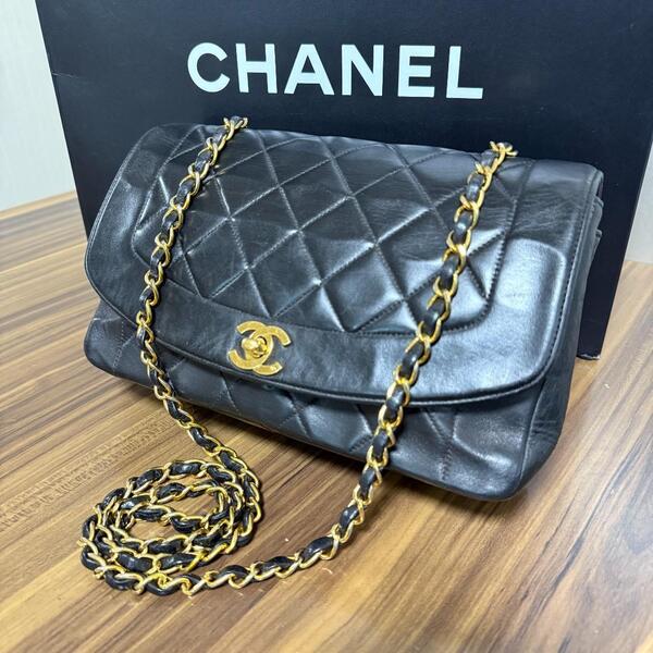 ★鑑定済み★CHANEL シャネル バッグ ダイアナ フラップ 25 ブラック マトラッセ ターンロック 定番人気♪