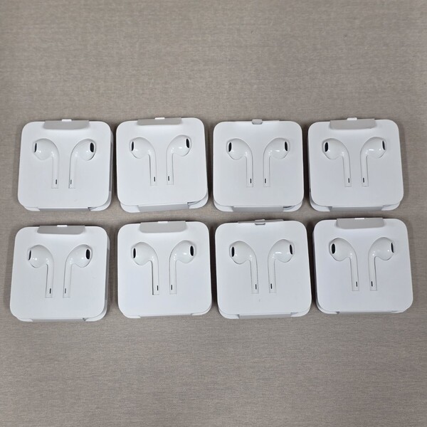 送料無料 アップル 純正 有線イヤホン 8個セット ライトニング Apple Lightning 変換コネクタ付属(lightning to 3.5mm)