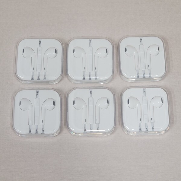送料無料 Apple EarPods アップル 純正 有線イヤホン 3.5mmプラグ