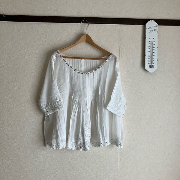 素敵刺繍★マカフィー ★Macphee★コットン100%ブラウス★サイズ38★半袖★ホワイト★ふんわり★匿名発送★送料込★プルオーバー