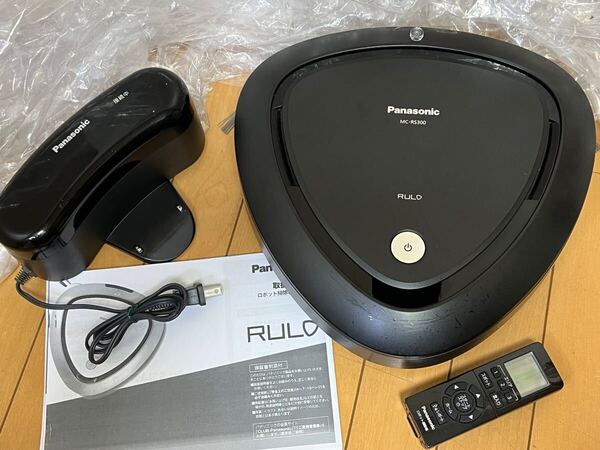 送料無料(動作品)Panasonic MC-RS300 RULO ロボット掃除機( ブラック )動作良好(S-38)
