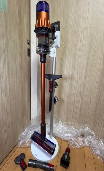 送料無料 (動作品)★Dyson ダイソン SV18スティック掃除機 コードレスクリーナー(限定カラー)清掃済 動作良好(C-10)