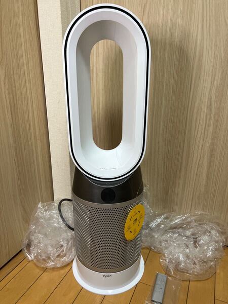 送料無料~(美品)ダイソン Dyson Pure Hot + Cool 空気清浄ファンヒーター HP04I ホワイト動作良好 (S-20)