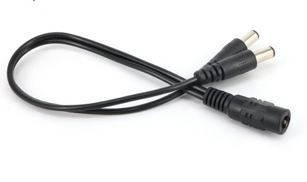 2分岐 DC電源ケーブル 外径5.5mm×内径2.1mm 30cm(DCプラグ 2分配 LEDテープ 防犯カメラ ACアダプター 電源 コード ケーブル)