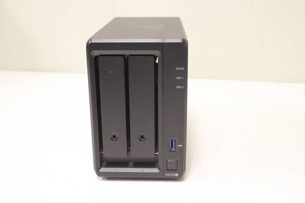 C464 送料無料 Synology シノロジー DS720+ 純正メモリー4GB キャッシュ用純正M2 SSD 400GB(SNV340-400G)/アダプター付き (HDDなし)