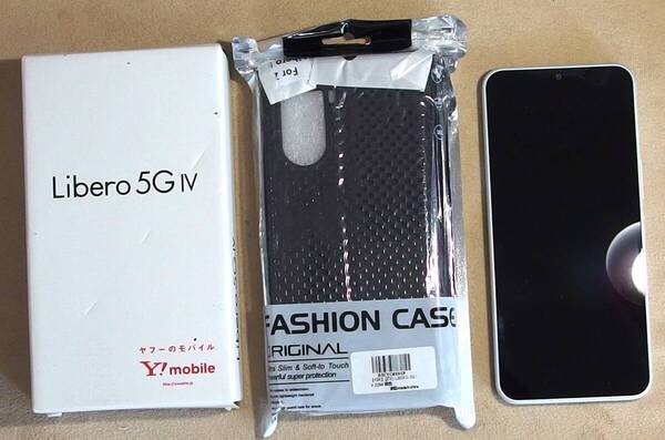 Libero 5G IV (A302ZT) Ymobile SIM Free 極美品 ケース付