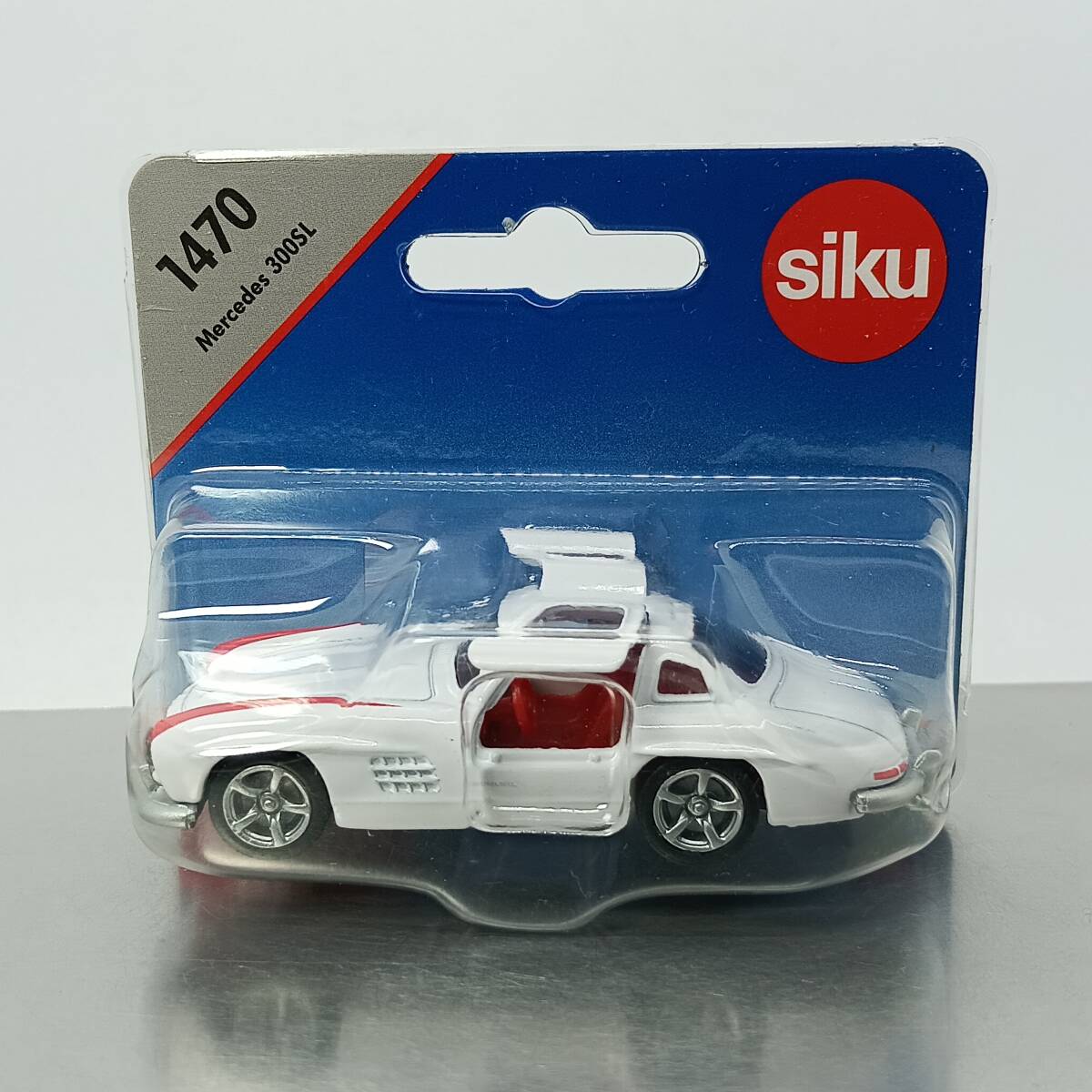 Amazon.co.jp: ジク (SIKU) メルセデス・マクラーレン SLR