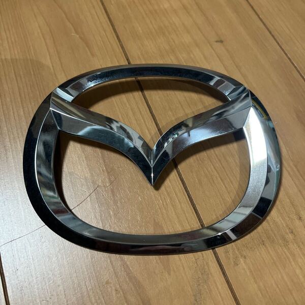 MPV 前期 純正 リア マツダ マーク エンブレム 刻印=L207-51-730 MAZDA 140mm