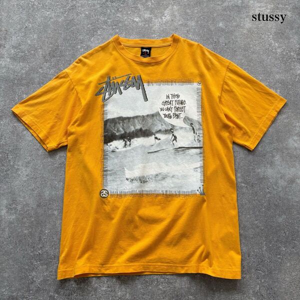 【stussy】ステューシー 半袖Tシャツ tee フォトプリント クラウン SSロゴ マスタードイエロー サーフフォト メキシコ製 激レア (L)