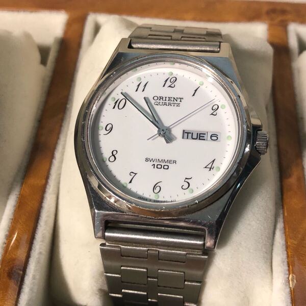 【即決/送料無料】ORIENT SWIMMER100 D39315-70 quartz オリエントクォーツ スイマー100M防水 ビンテージウォッチ 中古腕時計 動作品