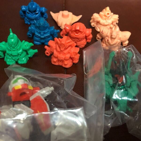 【送料込】SDガンダムガシャポン戦士 当時物ガン消し10個アソートセットまとめ売り GUNDAMマスコットフィギュア ドーベンウルフ ジム 中古