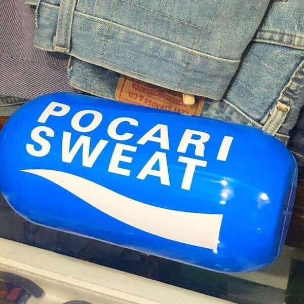 【即決/送料無料】ポカリスエットロゴデザインノベルティ缶ケース インテリア容器 非売品 レア 中古 5%