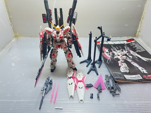 ガンプラ HGUC 機動戦士ガンダムUC 1/144 RX-0 フルアーマー・ユニコーンガンダム (デストロイモード/レッドカラーVer.) 完成品