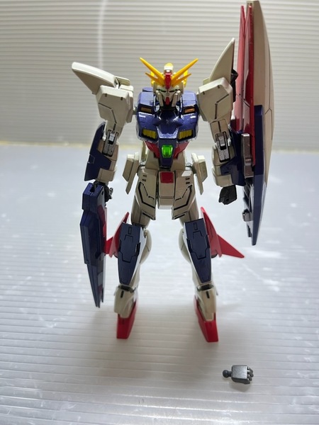 ガンプラ HGBD ガンダムビルドダイバーズブレイク 1/144 ガンダムシャイニングブレイク 完成品