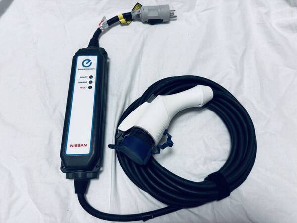 送料無料 日産リーフ充電ケーブル3NK5E 7.5m ⑤