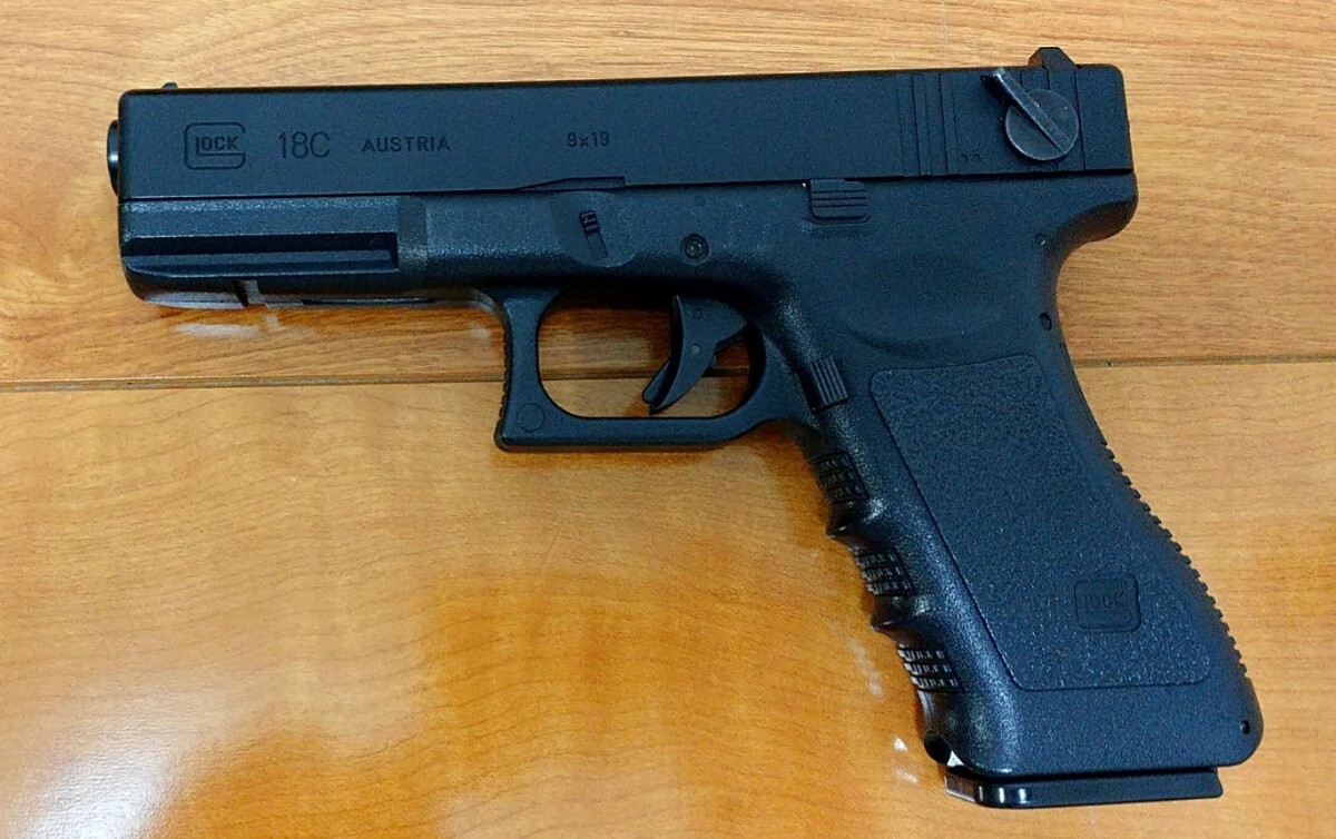 東京マルイ G18C / ZEV TECH外装カスタム - ぼっちの日課