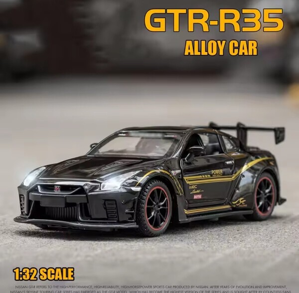 1/32 R35 Nissan GT-R 黒 ミニカー 台座付 LEDライト サウンド機能 ドア、ボンネット、トランク開閉 新品 即決 送料込 国内在庫
