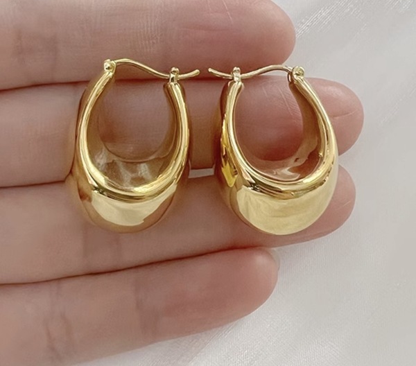 K18YG 中空ピアス ピアス フープピアス リングピアス オーバル YG 中空 K18 YG イエローゴールド 18K 大ぶり ボリューム ぷっくり 大きめ