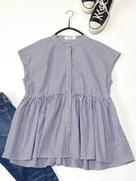 美品 URBAN RESEARCH Sonny Label サニーレーベル ブルー ペプラムギャザーブラウス