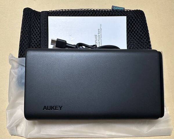 AUKEY 65Wモバイルバッテリー 26800mAh 大容量 急速充電/3台同時充電可 携帯充電器 type-C入出力 3USBポートPD