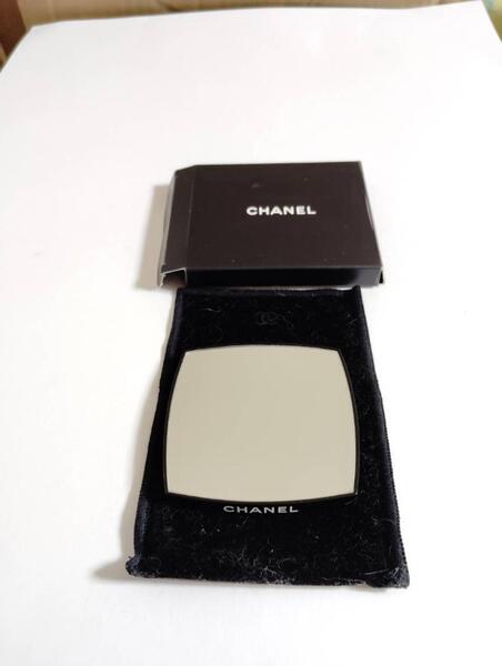 中古 CHANEL シャネル ミロワール ドゥーブル ファセット コンパクトミラー ミラー 手鏡 化粧鏡 ダブルミラー ノベルティ