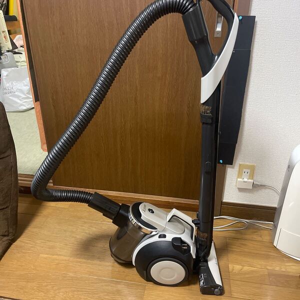 サイクロン式掃除機