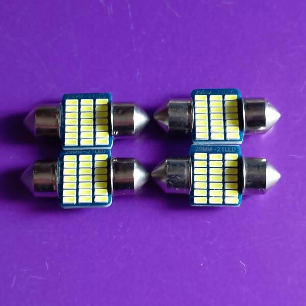超爆光!T10 x 29(28)mm キャンセラー内蔵 LED 12V 4個セット ホワイト ルームランプ ラゲッジランプ /t28