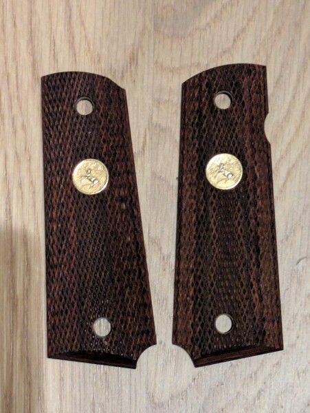 M1911,コルトガバメント,パンドラアームズ,木製グリップ