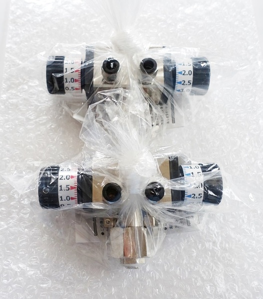☆新品☆アサヒ ビールサーバー 最新アサヒ ダブル減圧弁 4.0 炭酸ガス 減圧弁 取り扱い説明書付き 2個 アサヒ キリン サッポロ サントリー