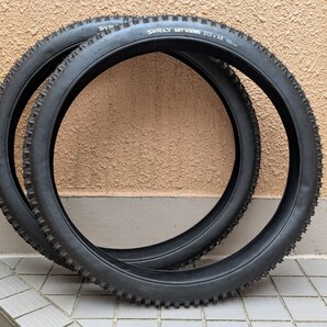 Surly Dirt Wizard 27.5 x 3.0 セミファットタイヤ 2本セット サーリー
