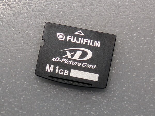 FUJIFILM xD-Picture Card M 1GB 富士フイルム xDピクチャーカード メモリーカード デジカメ 動作確認済み