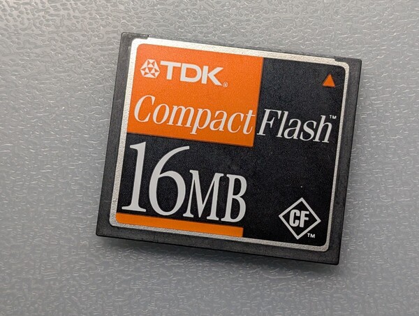 TDK COMPACTFLASH CARD 16MB CFカード ケース付き コンパクトフラッシュ メモリーカード 動作確認済み