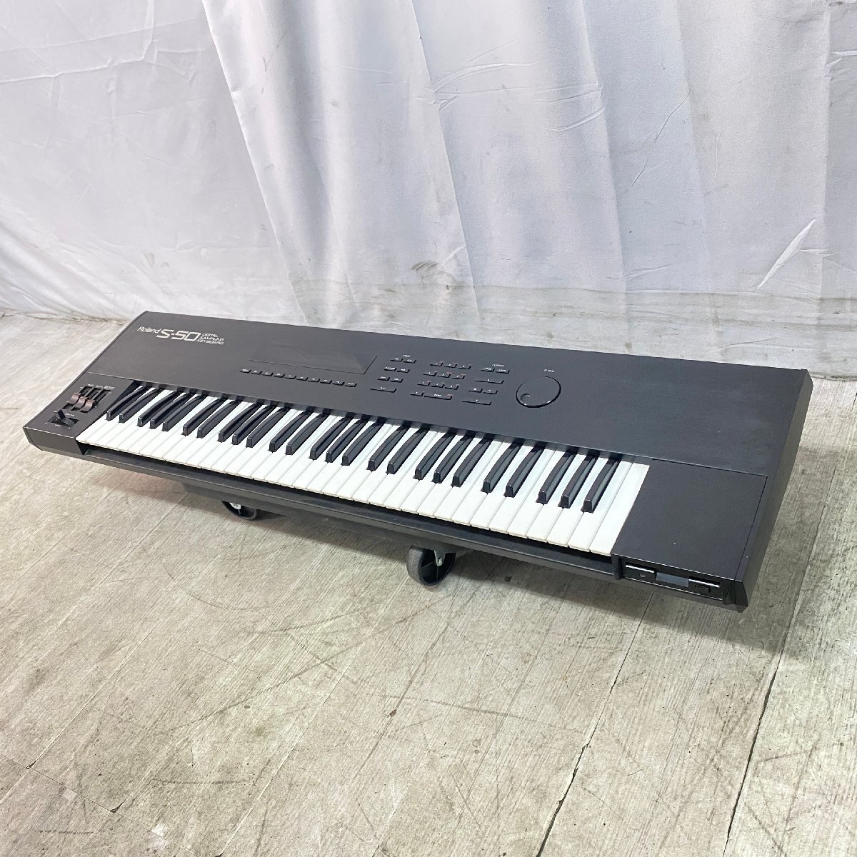 Roland S-50 – SynthMania